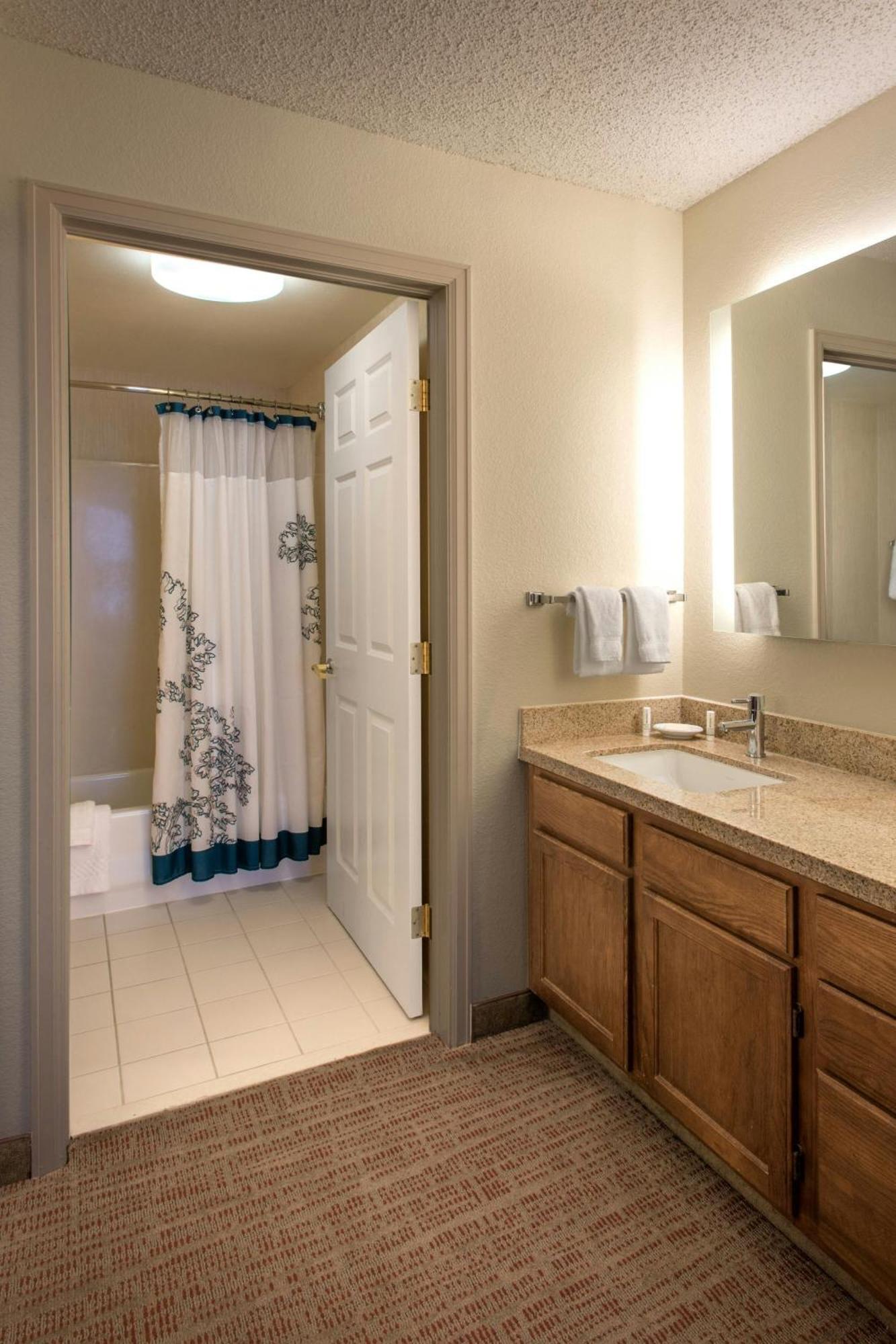 Residence Inn Denver Southwest/Лейкуд Екстериор снимка